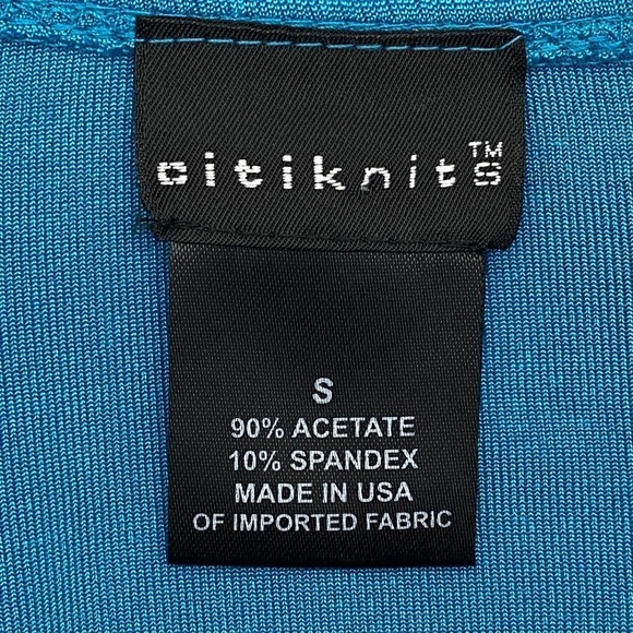 CITIKNITS Blue 3/4 Sleeve Asymmetrical Scalloped Hem Blouse - Picture 9 of 11